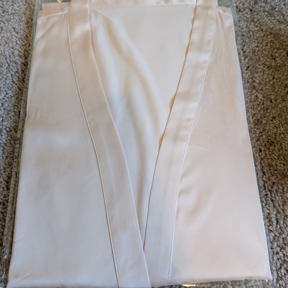 Elegant Light Pink Robe